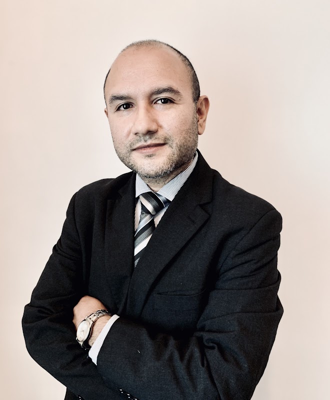 Dr. Alfonso Meza