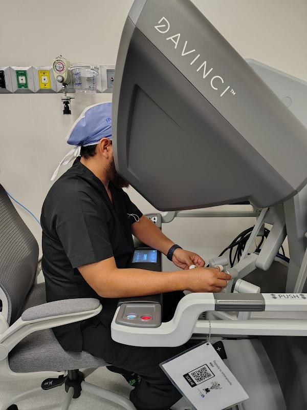 Dr. Carlos Reyes Utrera