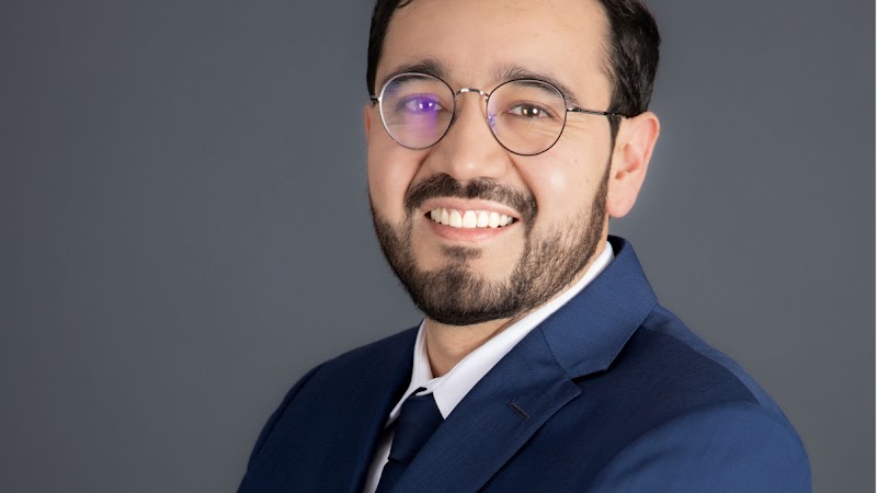 Dr. Christian Torres Gomez