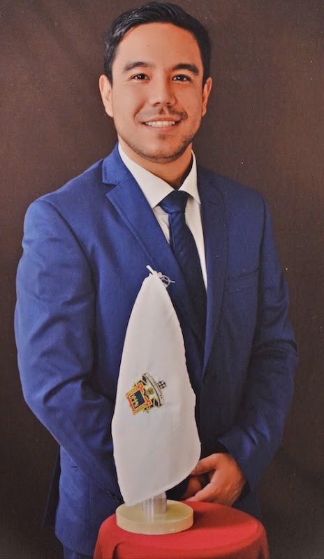 Dr. David Briones Govea