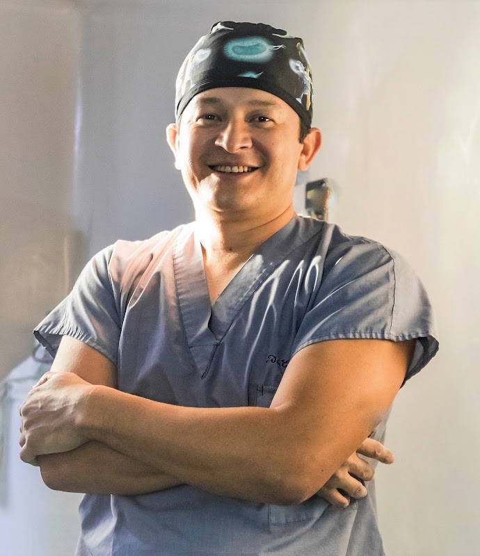 Dr. Efraín Barradas Huervo