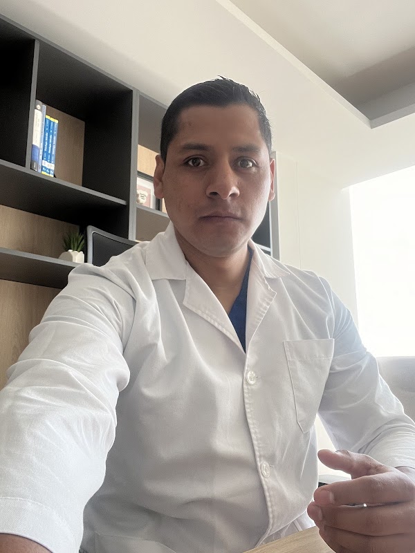 Dr. Francisco Javier Gómez Piñón