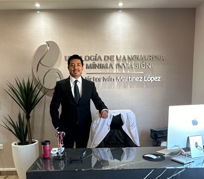Dr. Héctor Iván Martínez López