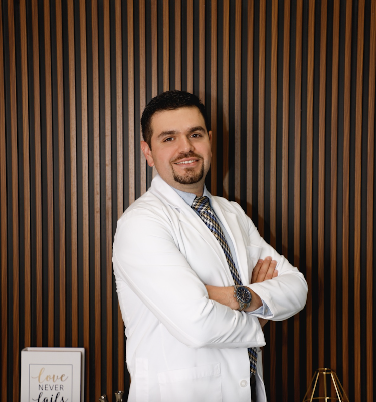 Dr. Hugo Alberto Lugo