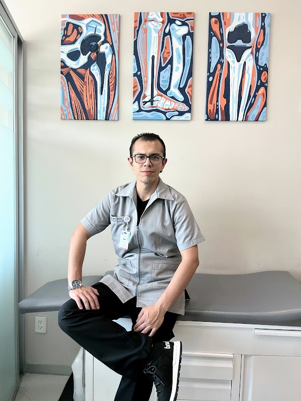 Dr. Javier Peña Chávez — Ortopedista en Ciudad de México