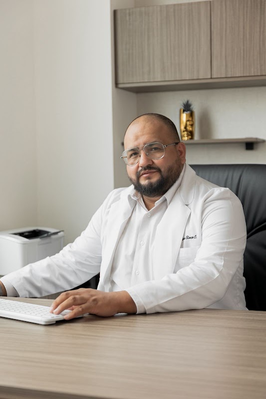 Dr. Jorge Blanco Olivas