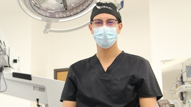 Dr. Josue Palicio González