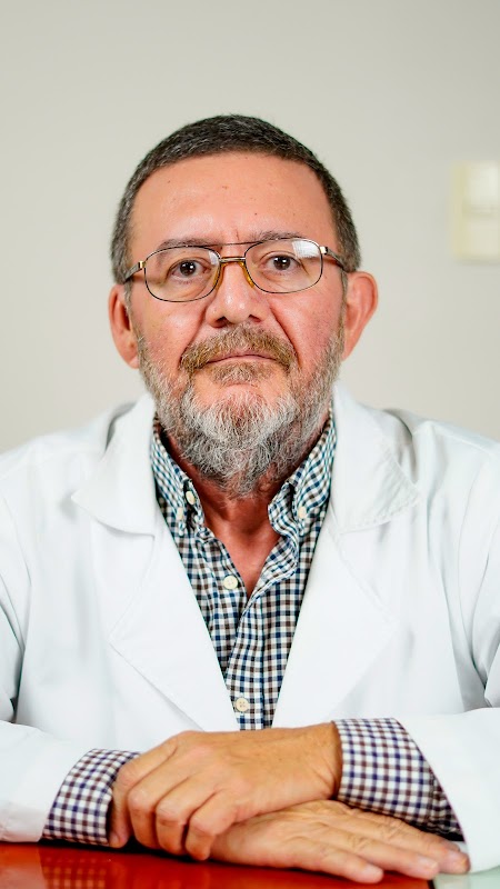 Dr. Juan Alberto Oviedo López