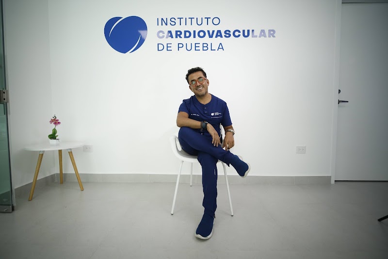 Dr. Juan Carlos Pérez Alva