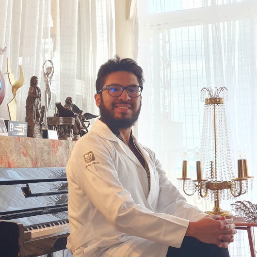 Dr. Juan Carlos Villalobos Olivera