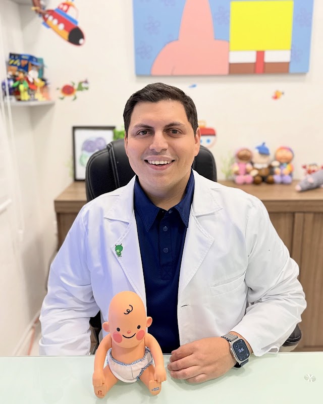 Dr. Juan Emilio