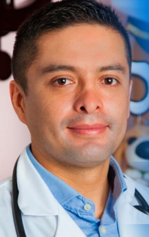 Dr. Luis López
