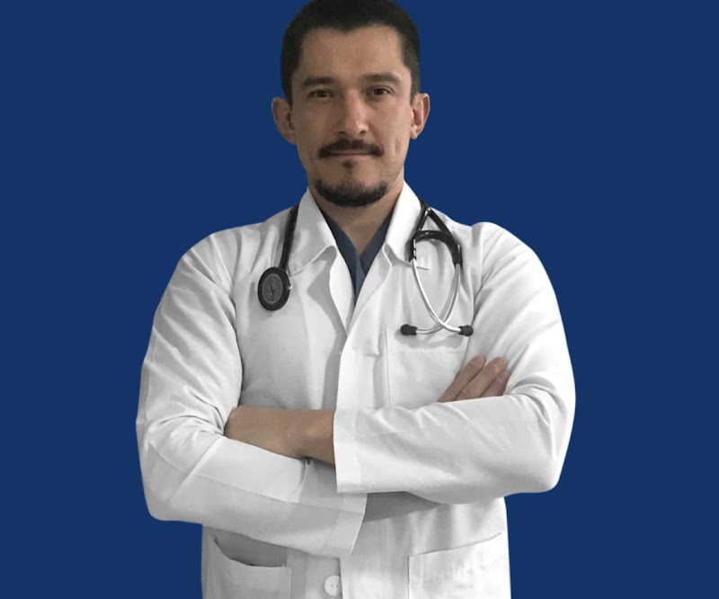 Dr. Moisés Aceves García