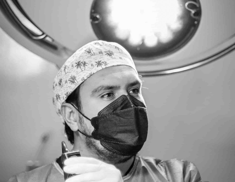 Dr. Navarrete Velasco Inti Pavel