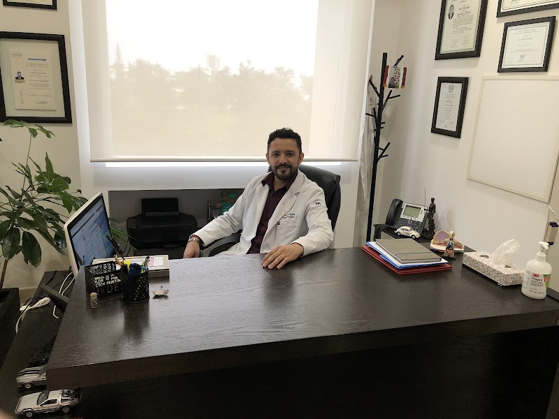 Dr. Oscar Villa Zepeda