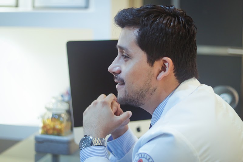 Dr. Yosimart Torres
