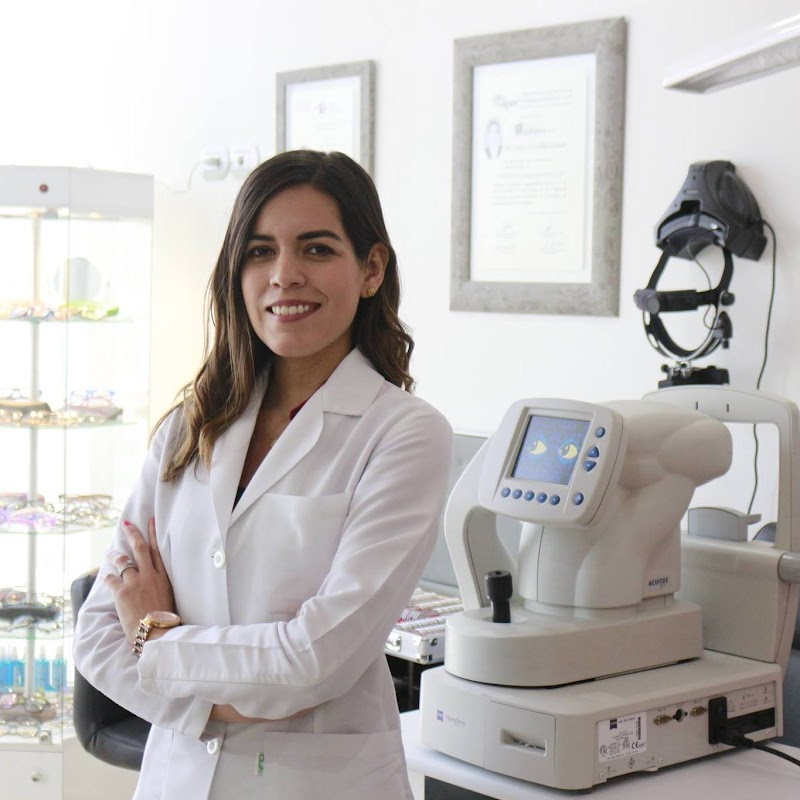 Dra. Nadia Luz Casillas Chavarin