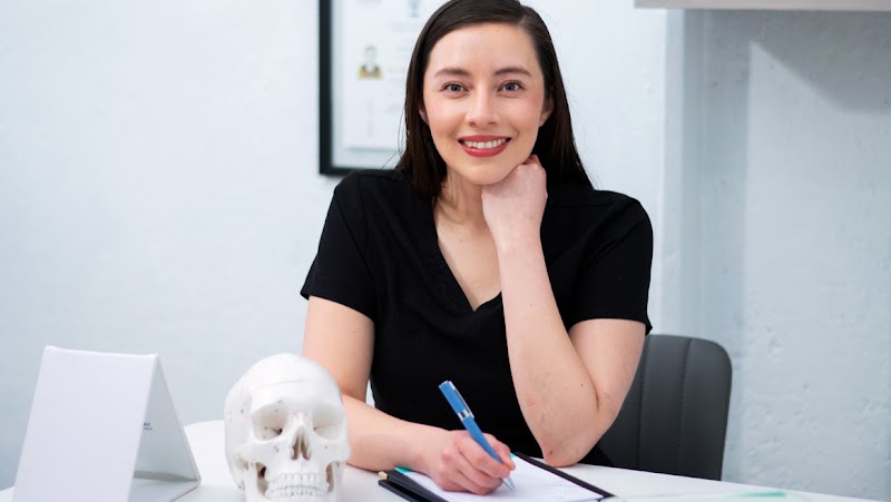 Dra. Samantha Cruz Meza