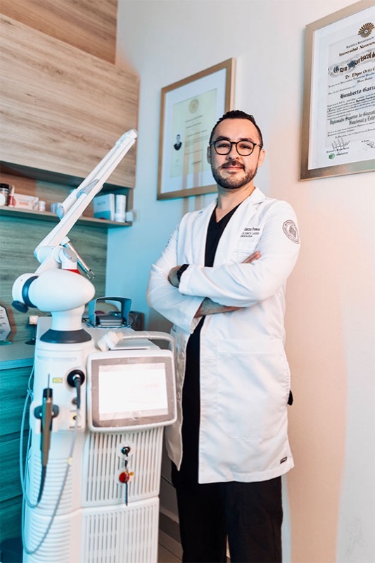 Dr. Humberto Garza