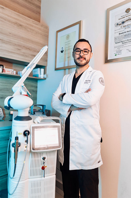 Dr. Humberto Garza