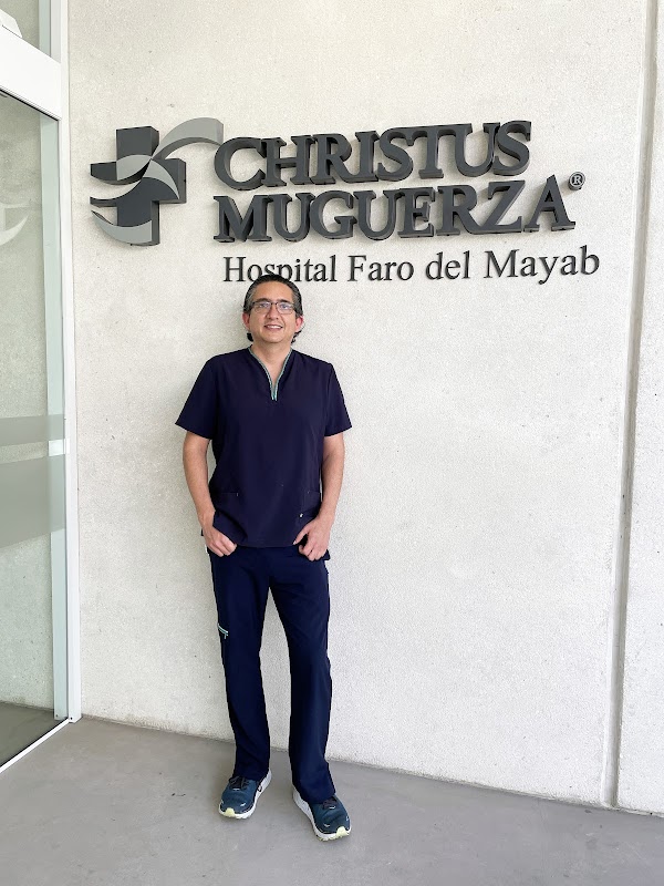 Dr. Marcelo González